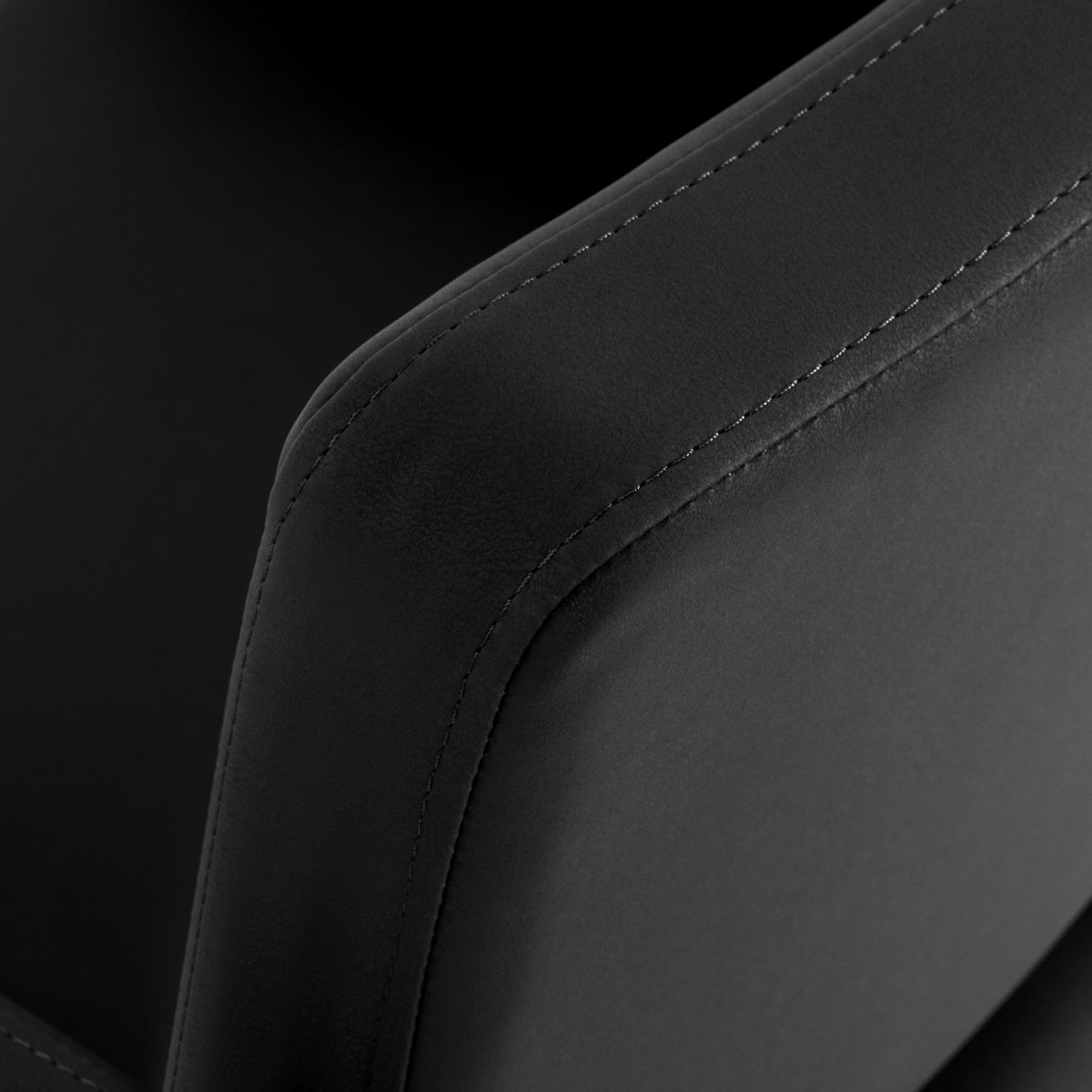 Gabbiano Vitoria hairdressing chair black - BVShop