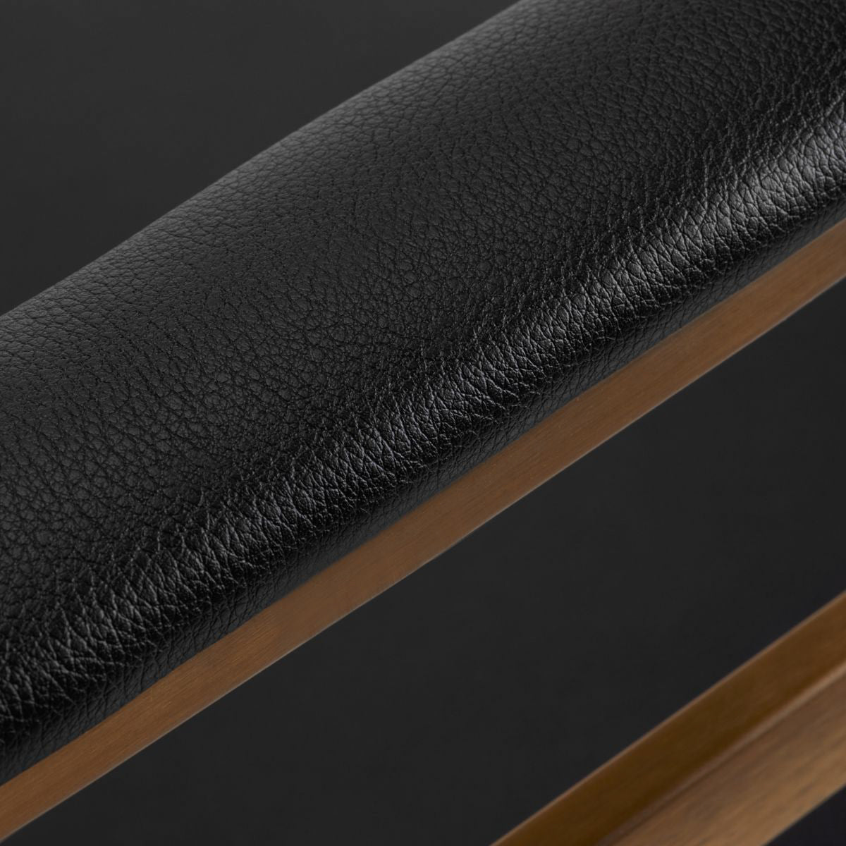 GABBIANO HAIRDRESSING CHAIR AVILA BLACK GOLD - BVShop