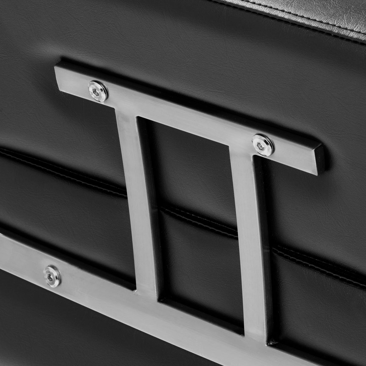 Gabbiano Porto hairdressing chair black - BVShop