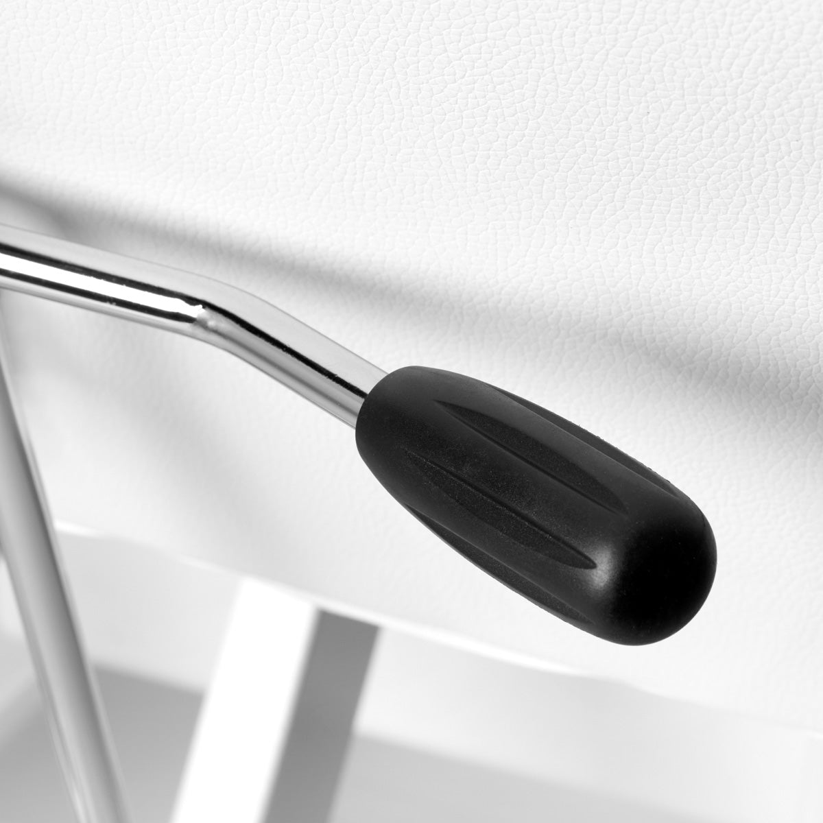 SILLON COSMETIC CHAIR WITH CUVETTES WHITE - BVShop