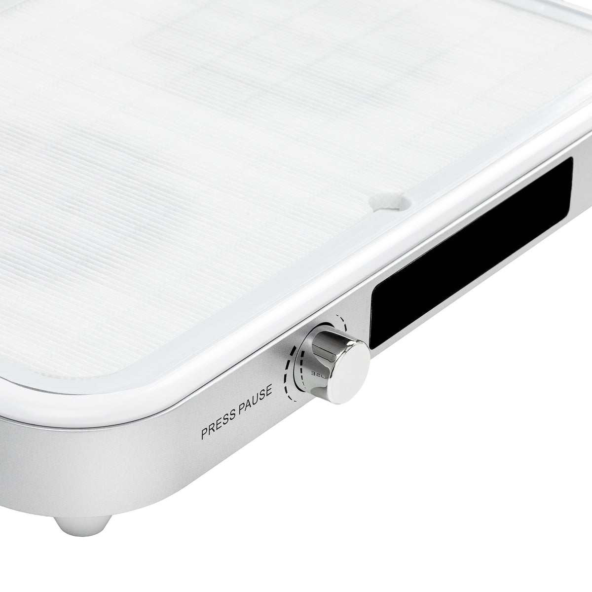 MOMO P35 side ventilation and safety sensor for controlled operation
