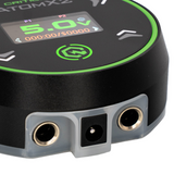 Critical Tattoo Atom X2 Toiteplokk Must — ekraani, juhtnuppude ja ühenduste lähivaade