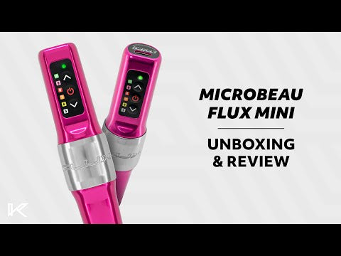 Microbeau Flux Mini must PowerBolt Mini tätoveerimis- ja PMU-masinaga