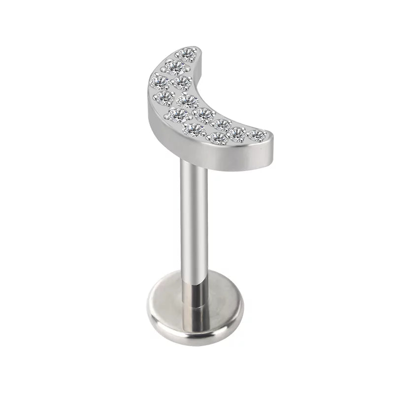 Titaansõrmus kaetud kuuga